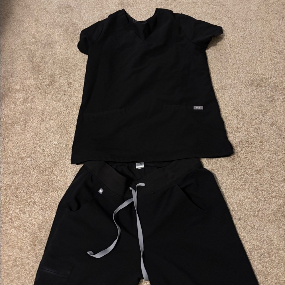 Figs xs black women scrubs